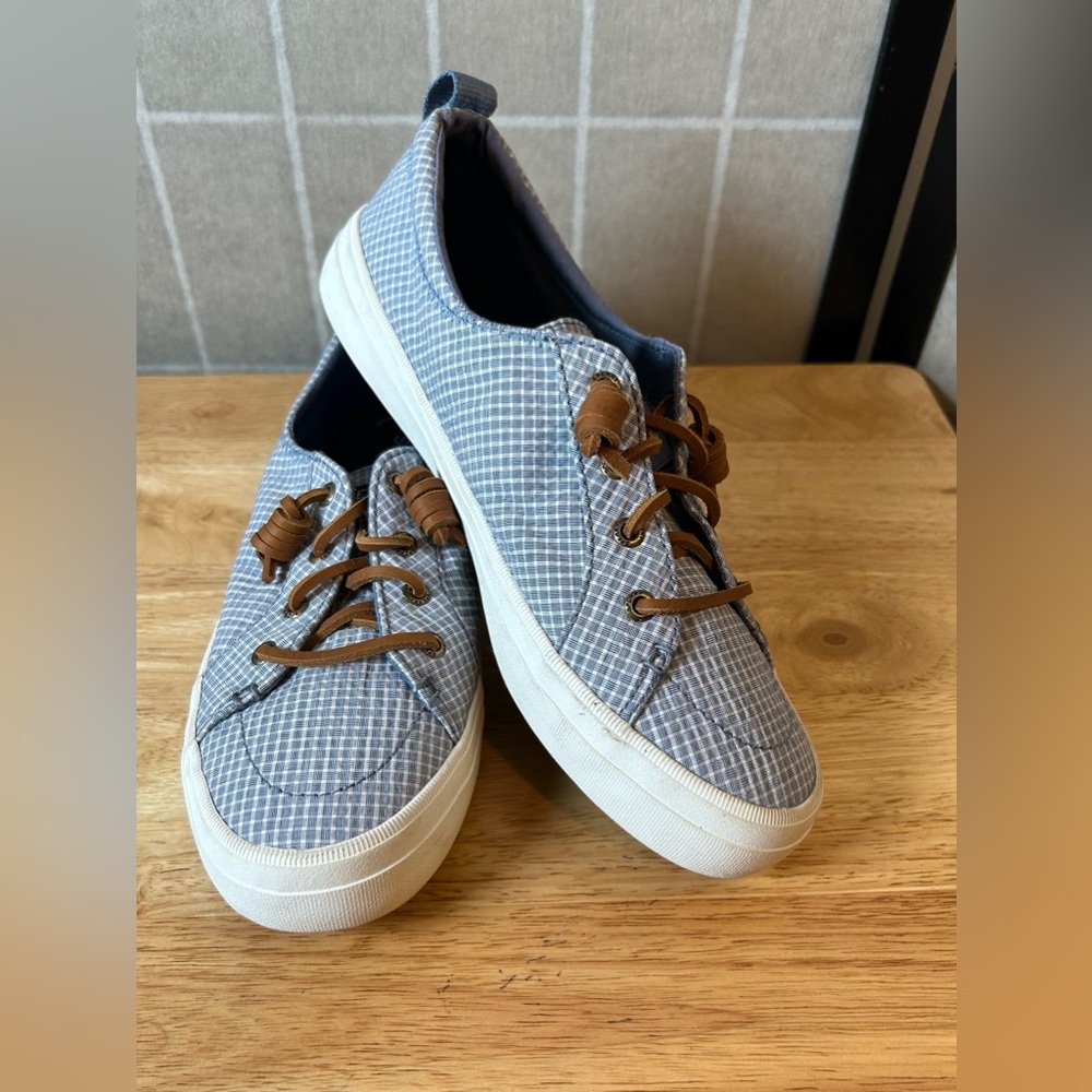 Excellent condition women Sperry shoes